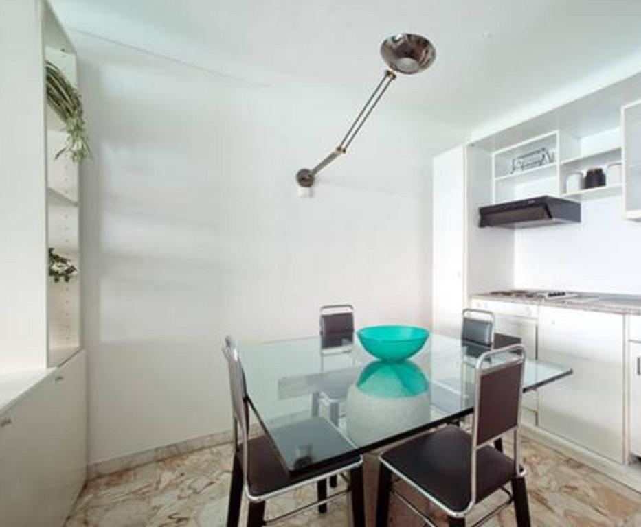 Flat Rossi Apartman Menton Szoba fotó