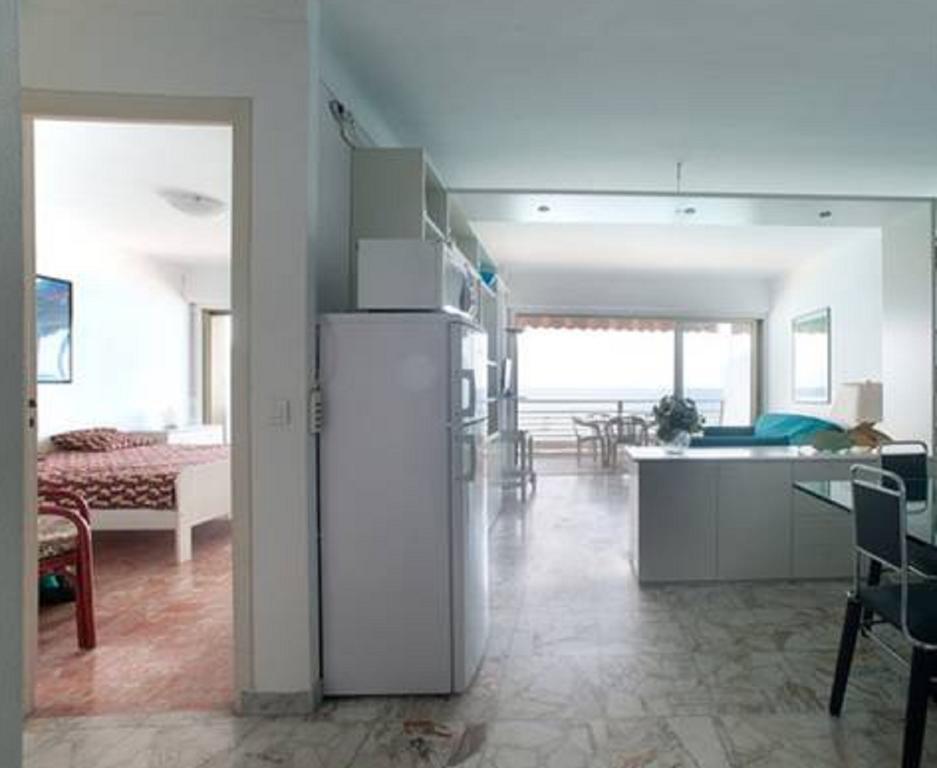 Flat Rossi Apartman Menton Szoba fotó
