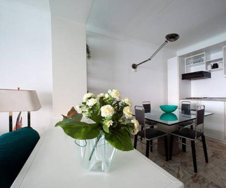 Flat Rossi Apartman Menton Szoba fotó